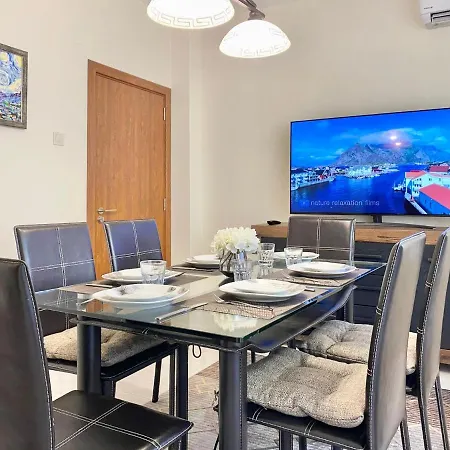 Great 2bdr In The Centre For 6 Guests Апартамент Стара Загора