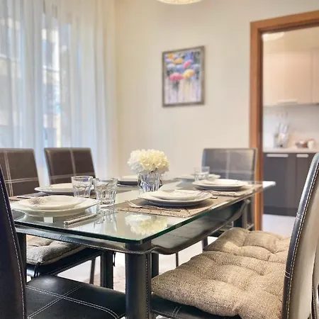 Great 2bdr In The Centre For 6 Guests Stara Zagora