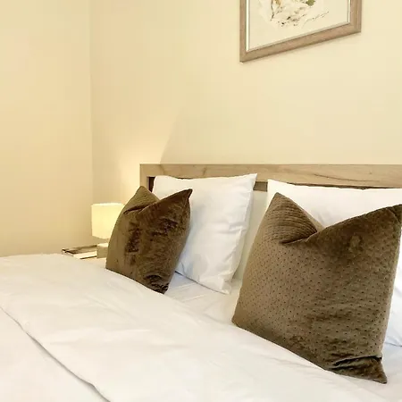 Great 2bdr In The Centre For 6 Guests Apartamento