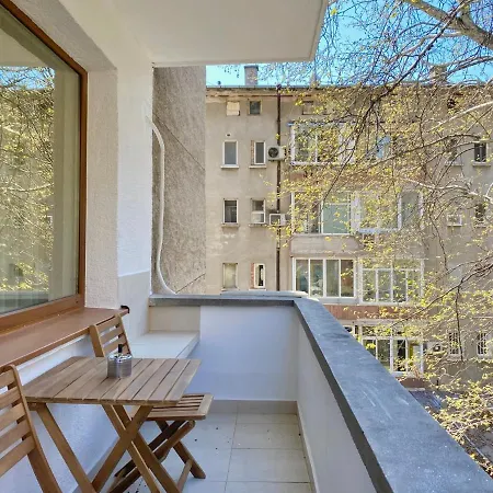 Apartament Great 2bdr In The Centre For 6 Guests