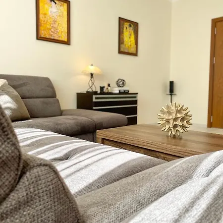 Apartment Great 2bdr In The Centre For 6 Guests *