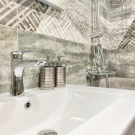 Great 2bdr In The Centre For 6 Guests * Stara Zagora