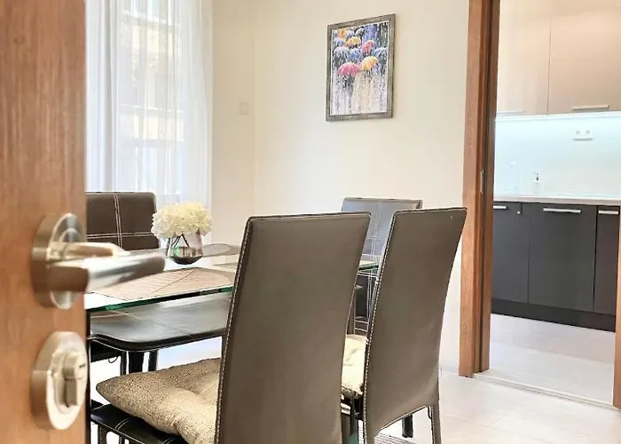 Great 2bdr In The Centre For 6 Guests アパート *