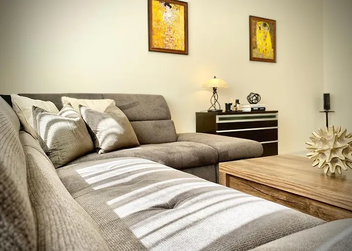 Great 2bdr In The Centre For 6 Guests 公寓