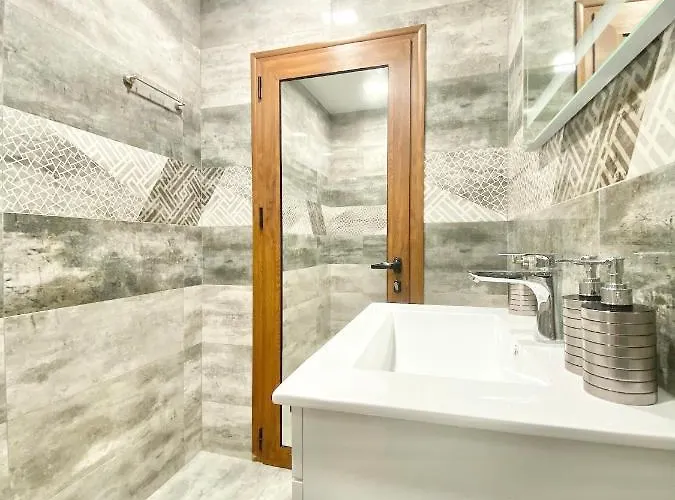 Great 2bdr In The Centre For 6 Guests *